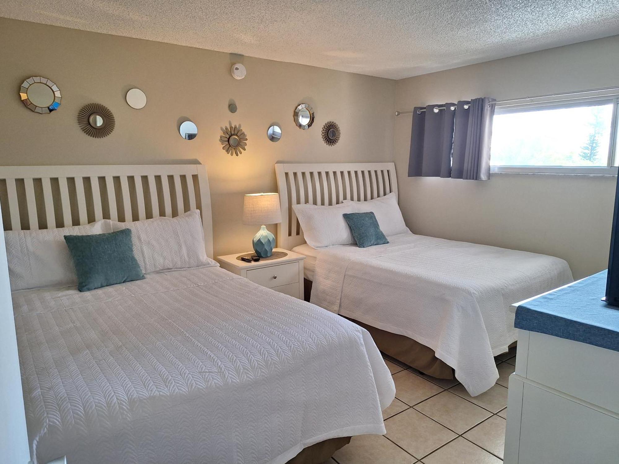 Turtle Crawl Inn - Longboat Key Kültér fotó